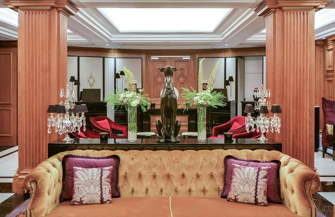 Maison Astor Paris, Curio Collection By Hilton-1